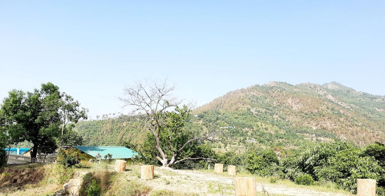 Mukteshwar Grand Retreat マックトシュワー エクステリア 写真